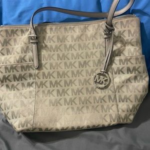 Michael Kors logo tote silver/gray EUC